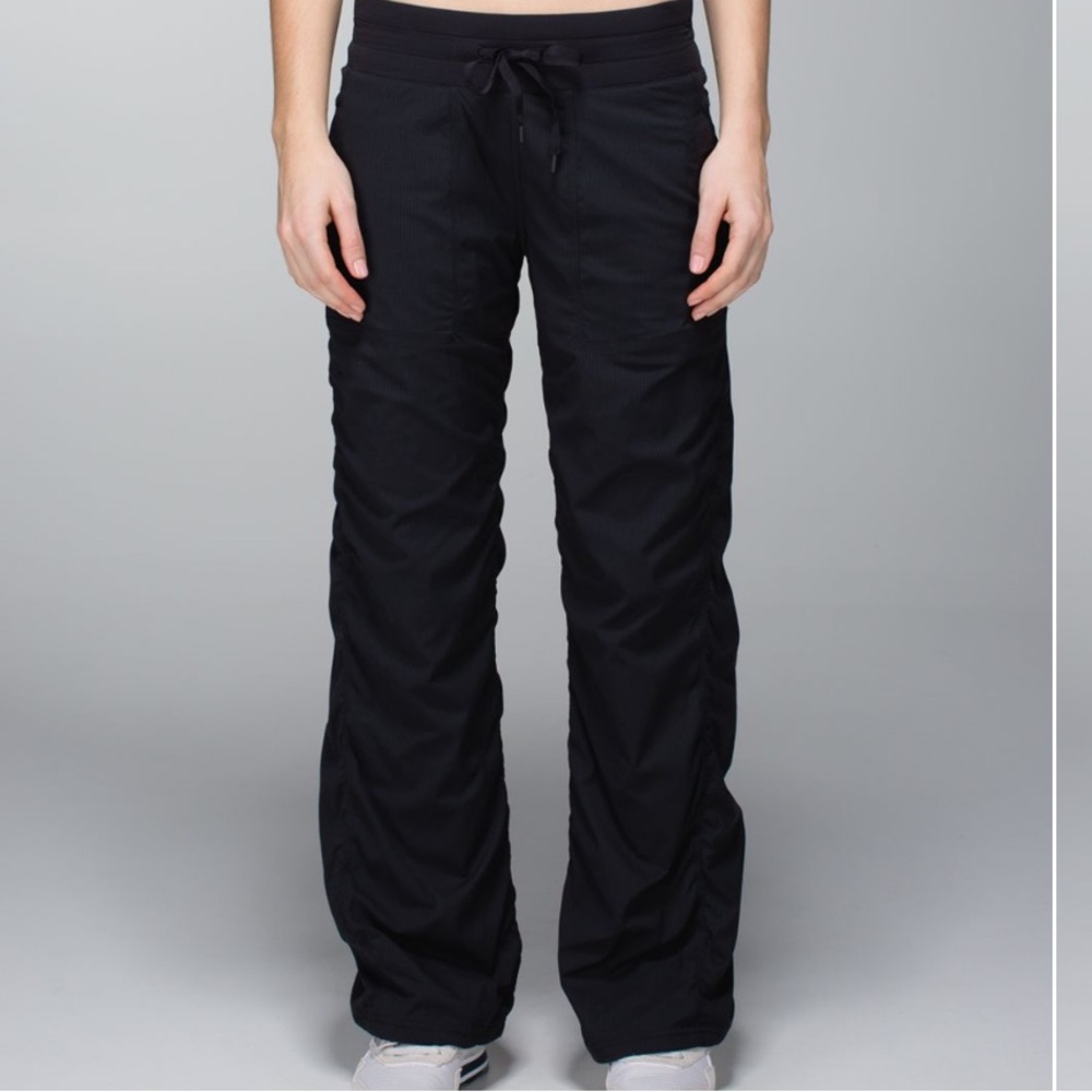 Lululemon size 4 women’s lined dance studio pants black hemmed 29” GUC